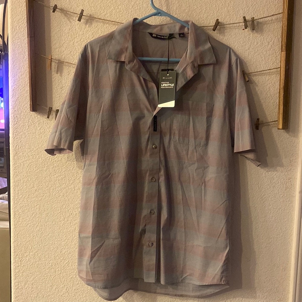 Travis Mathew button down short sleeve